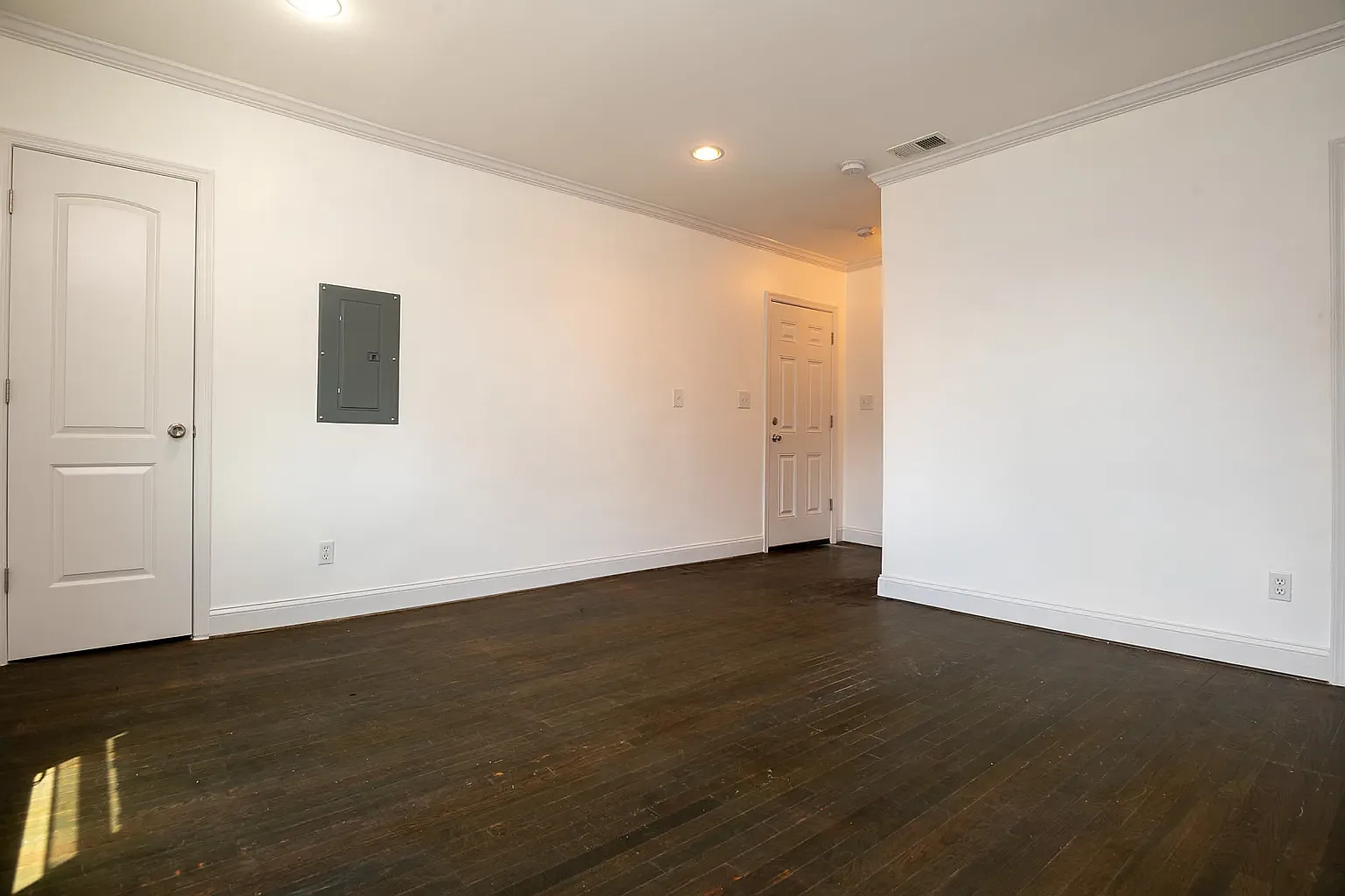1821 Providence St NE — Photo 4