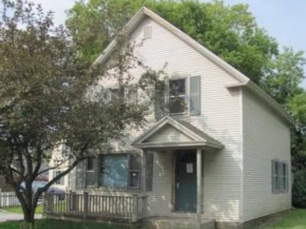 3 Meadow St, Rutland, VT 05701