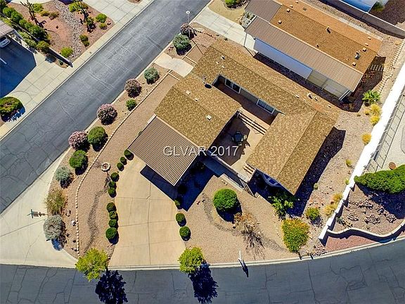 2nd image of 613 Lake Superior Ln