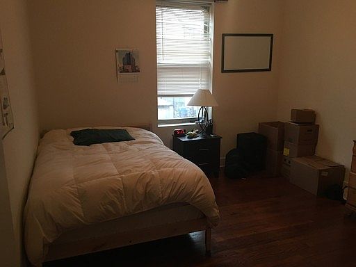 3rd image of 1336 N Western Ave APT 2R