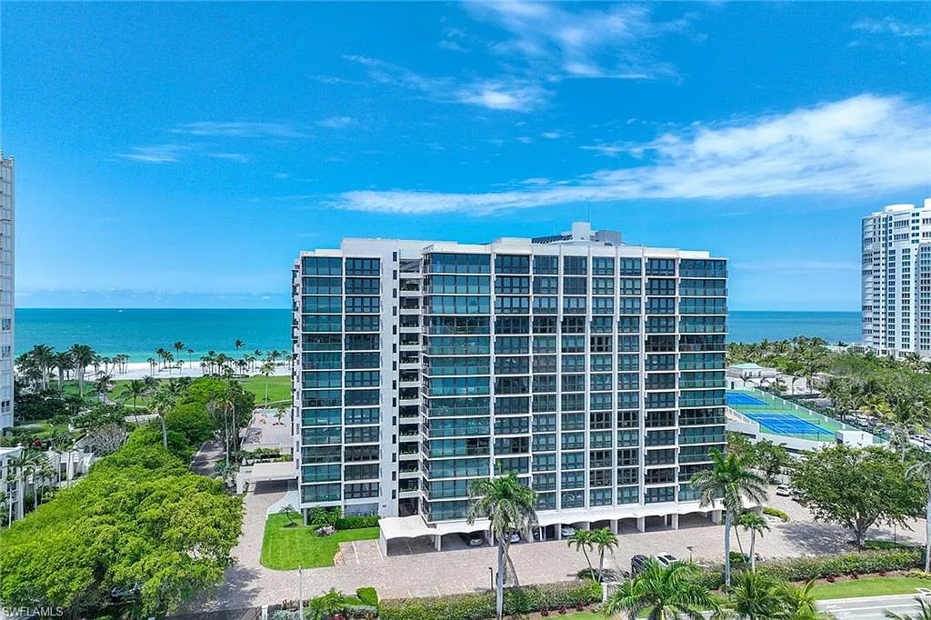2 bed, 2.0 bath, 2116 sqft, $12,000 — Photo 1