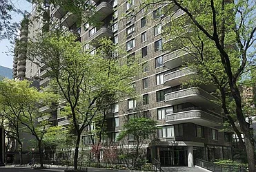 Sold by Siderow Residential Group