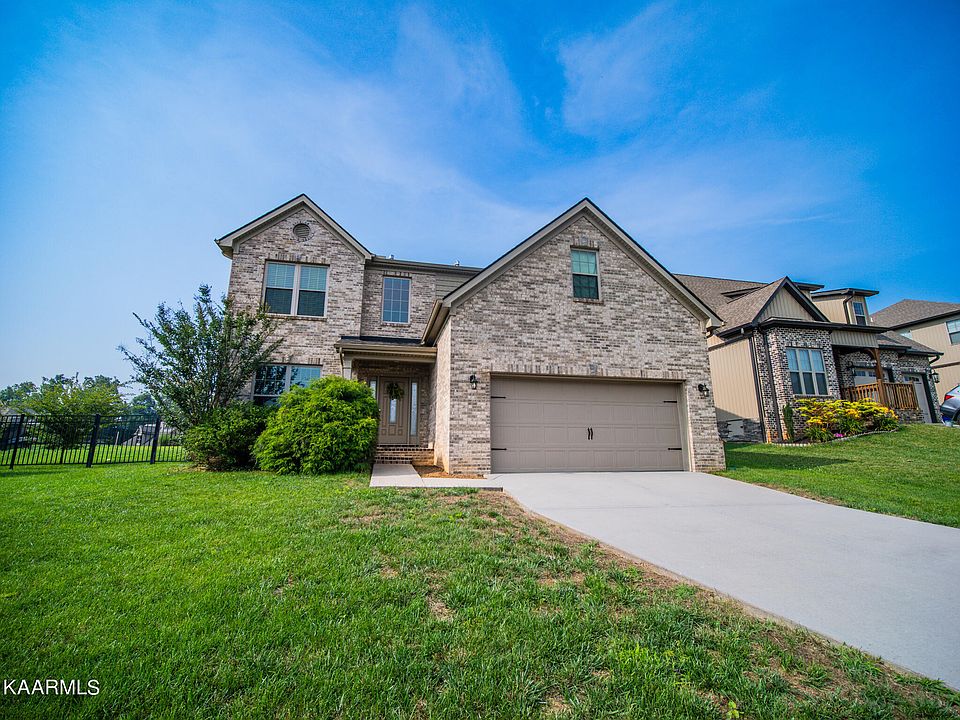 1st image of 9902 Winding Hill Ln