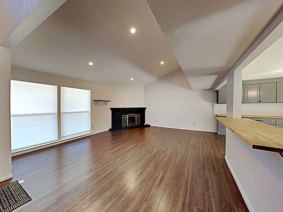 4th image of 7319 Havenside Dr