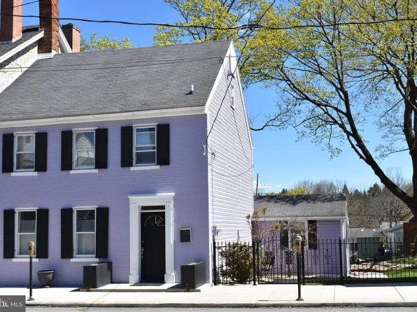 49 S Main St, Mercersburg, PA 17236