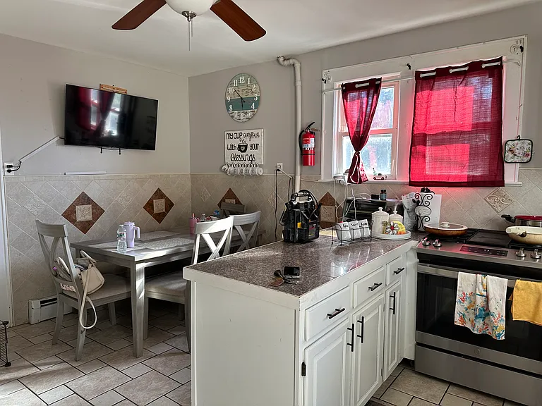 918 W Camplain Rd #1 — Photo 13