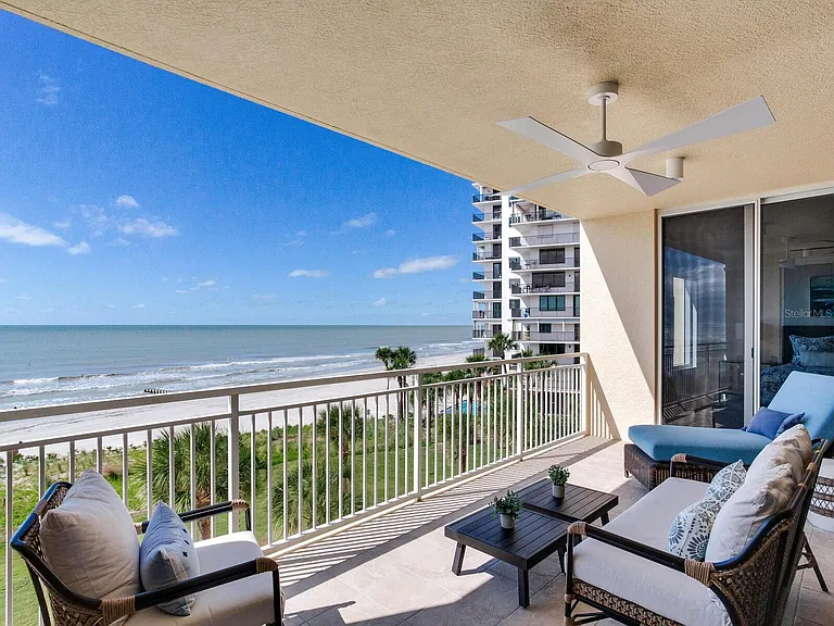 15208 Gulf Blvd #408 — Photo 2