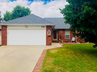 770 S Troy Ave, Springfield, MO 65802