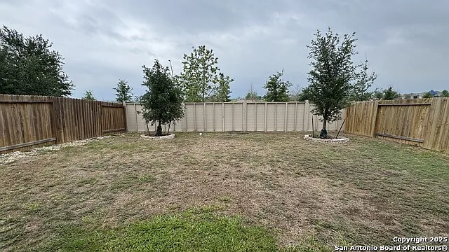 3146 Gilbert Gdn — Photo 25