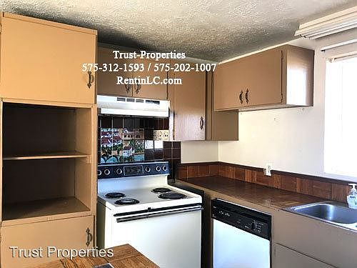5th image of 542 E Court Ave