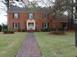 926 Riverside Ave, Elizabeth City, NC 27909