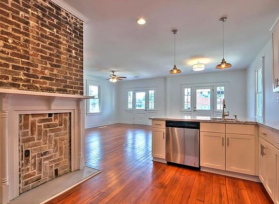 5th image of 4405 Elba St