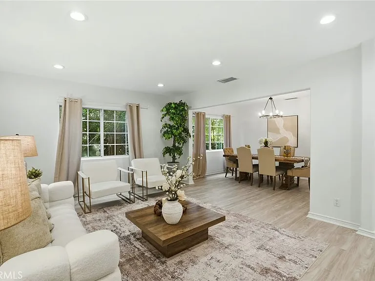 5224 Woodlake Ave — Photo 18