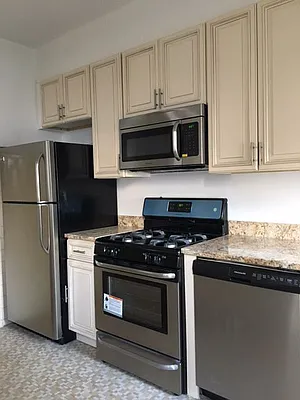 Rented by Brooklyn Real Inc | media 29