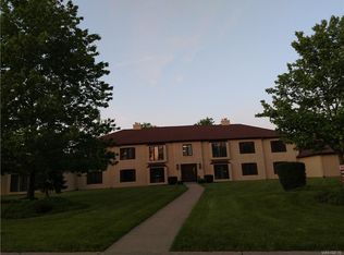 5247 Paddock Ln, Lewiston, NY 14092