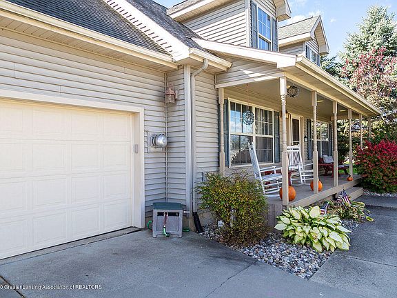 4th image of 885 Eagles Nest Ct