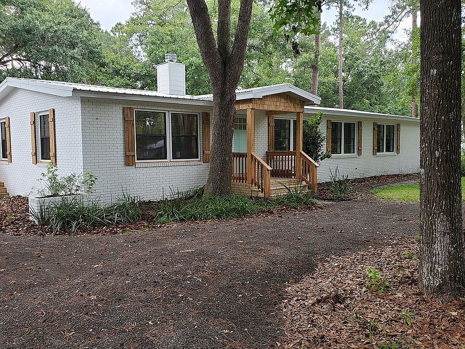 1st image of 11418 NE 205th Ter