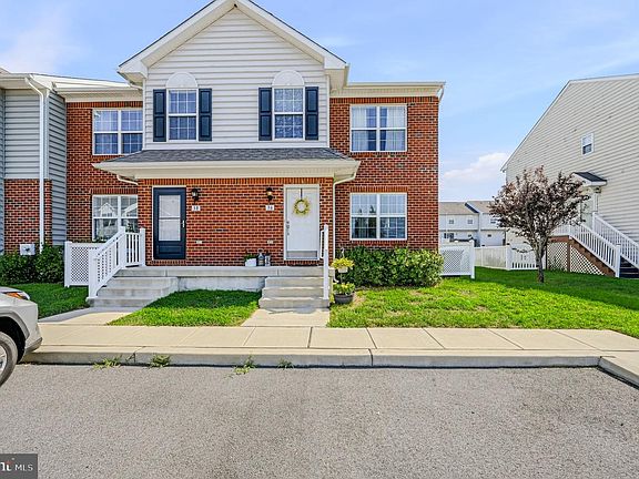 2nd image of 36 Cotswood Ct
