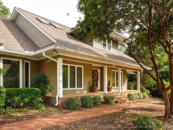 3rd image of 507 Argyll Rd