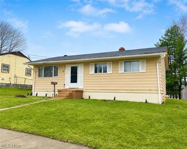 108 Bassett Ln, Youngstown, OH, 44505