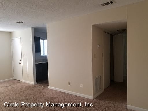 2nd image of 176 Gate St APT 7