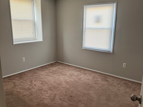 4th image of 7922 Sheriff Rd