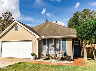 12215 Summer Pl, Gulfport, MS 39503