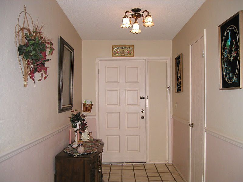 Entrance way