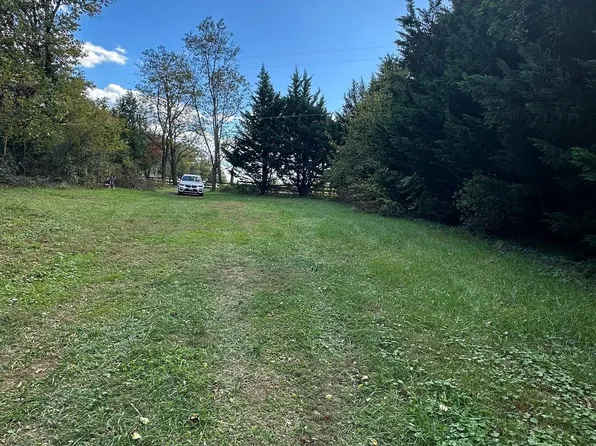 18524 Beallsville Rd, Poolesville, MD 20837