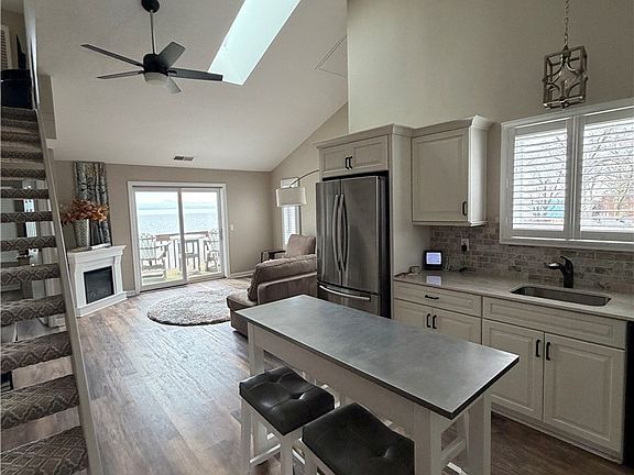 2nd image of 6035 Lake Rd W APT 137