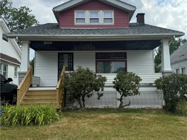 12102 Farringdon Ave, Cleveland, OH 44105