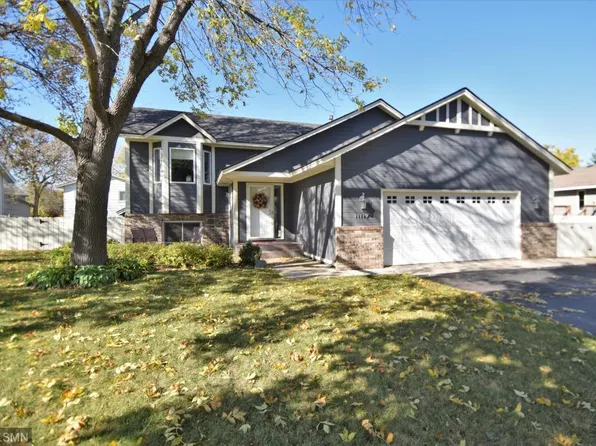 11119 Brittany Dr, Champlin, MN 55316