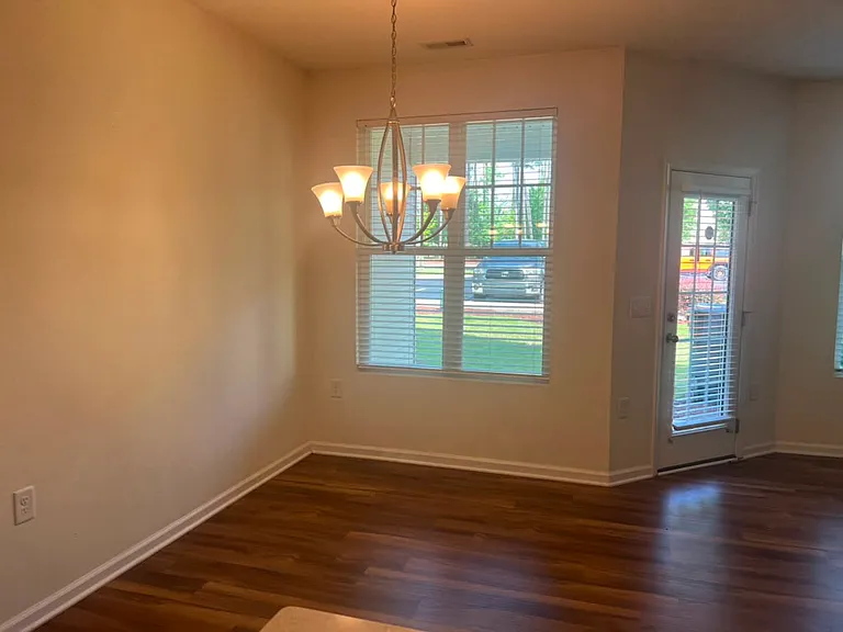6140 Beale Loop — Photo 11