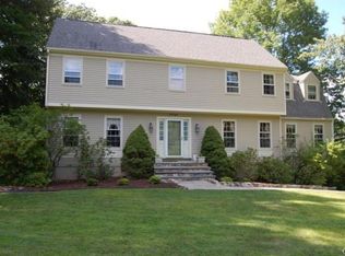 38 Standish Dr, Ridgefield, CT 06877