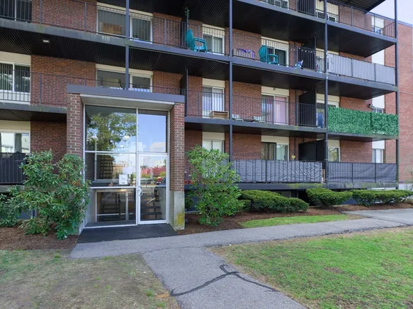 45 Oval Rd APT 34, Quincy, MA 02170
