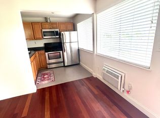 3001 NW 14th St #7, Gainesville, FL 32605