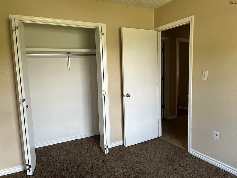 2705 Boulder Dr — Photo 7