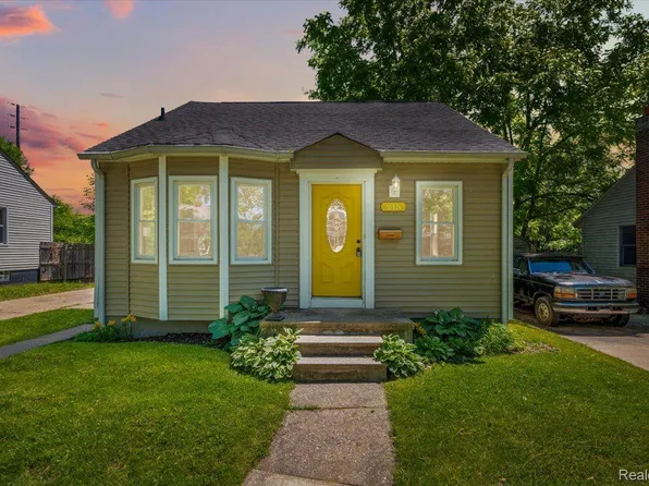 215 Dick Ave, Pontiac, MI 48341