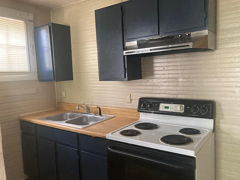 771 N Garnett St #A — Photo 5