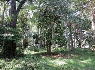30 Greenwood Dr, Bluffton, SC 29910