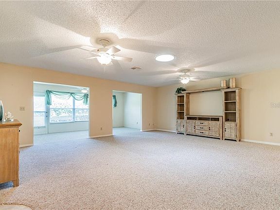 4th image of 2507 Langtree Ct #214