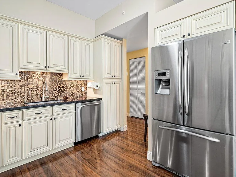 5070 Lake Catalina Dr #C — Photo 11
