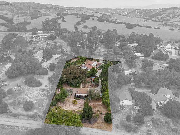 2nd image of 1227 Camino San Carlos