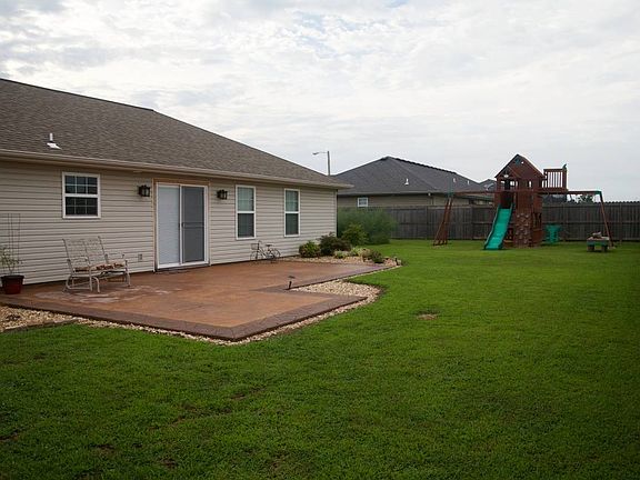 3rd image of 3399 Lusk Dr