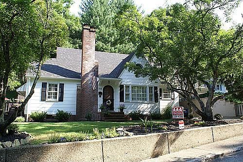 1st image of 725 Court St