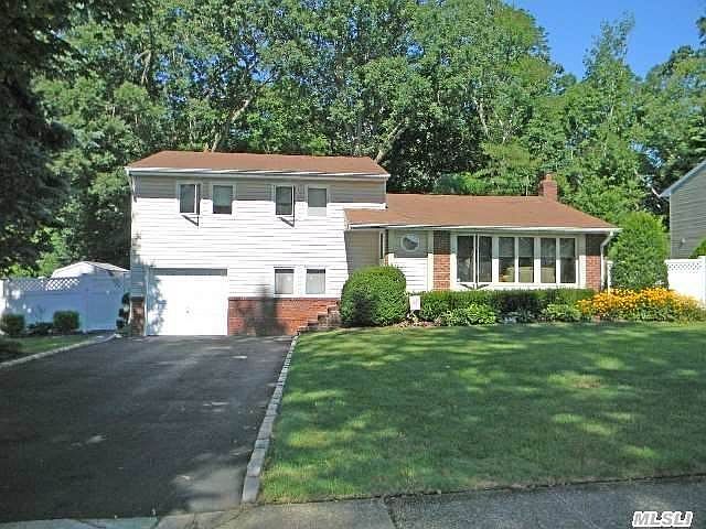 1st image of 24 Apple Tree Dr
