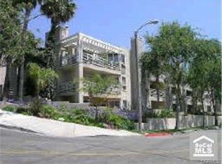 2600 E 20th St UNIT 105, Signal Hill, CA 90755