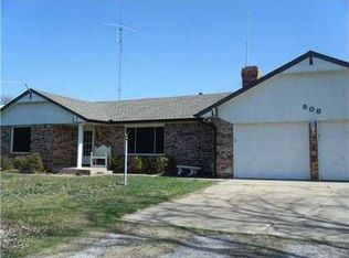 508 Cottonwood Dr, Tuttle, OK 73089