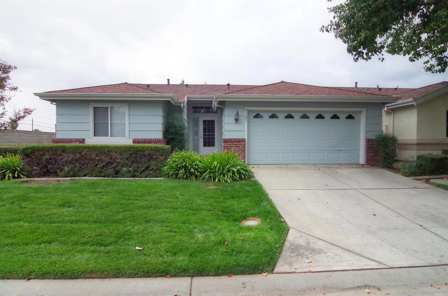 7101 Sunbridge Ln photo 1