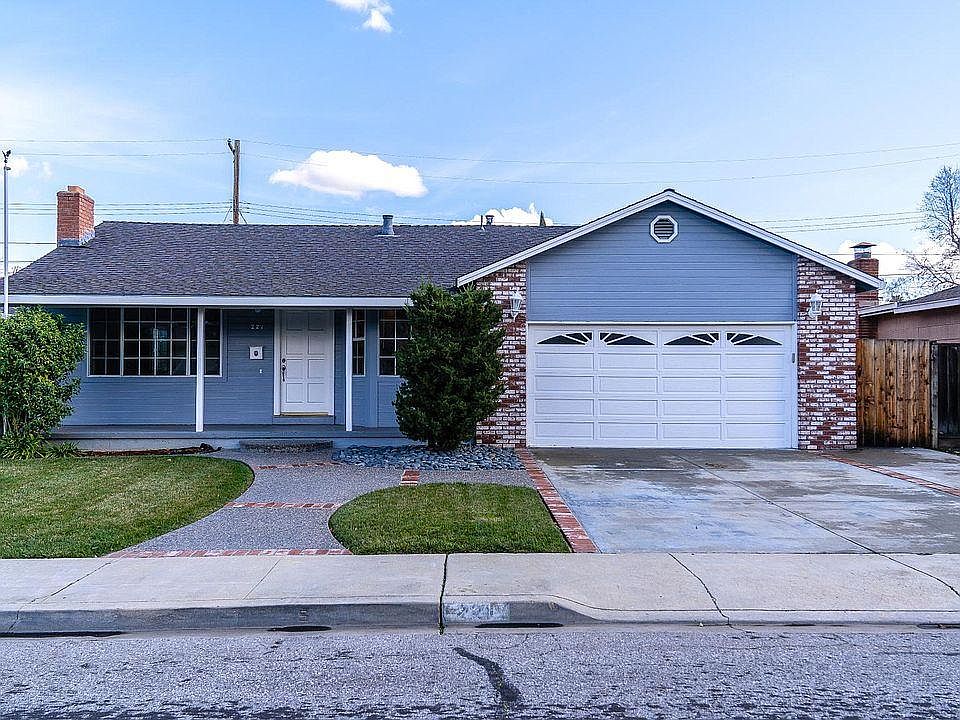1st image of 2211 Kerry Dr